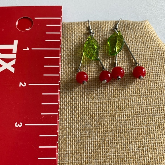 Elegant Vintage Green and Red Leaf and Cherry Earrings - Picture 5 of 5